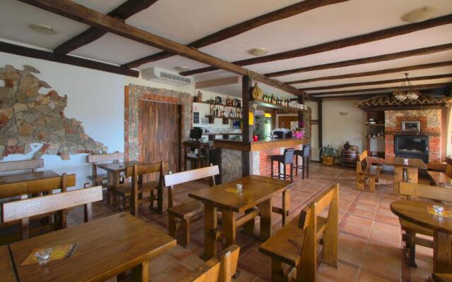B&B Tonivale