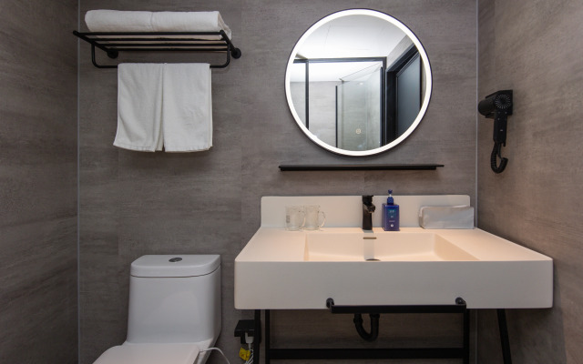 Hanting Hotel Nanjing Huangpu Road