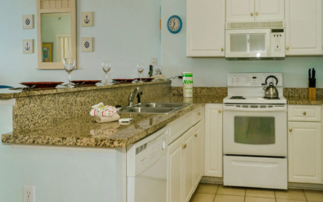 Twin Palms 1402 287431 by RedAwning