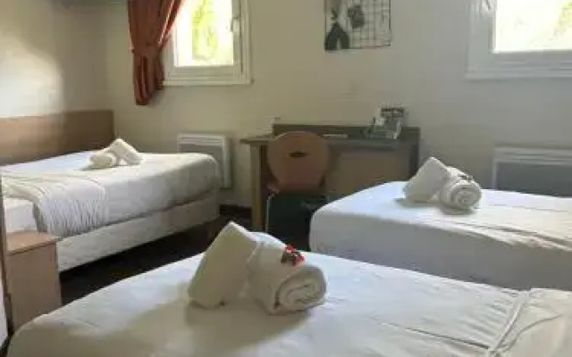 Hotel The Originals Annecy Nord (ex P'tit-Dej Hotel)