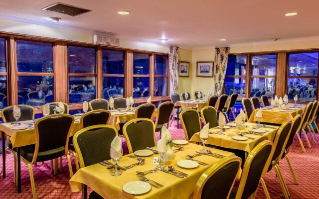 Muthu Dalmally Hotel