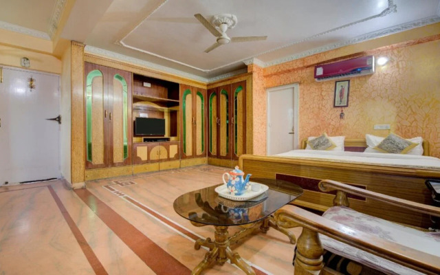 OYO 18345 A S Palace