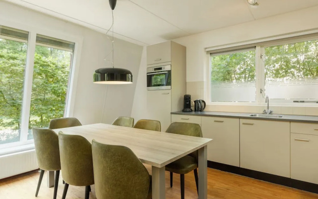 Detached Forest Villa With Dishwasher, Located in De Veluwe