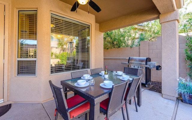 Casa Solara 4 Bedroom Home by RedAwning