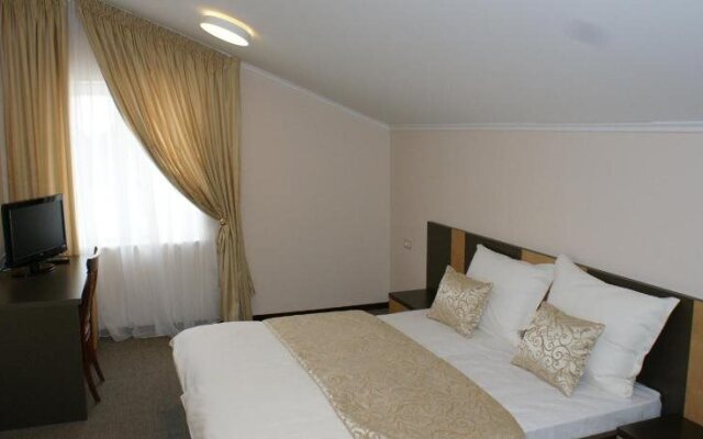 Guest Accommodation Atrium Gulin