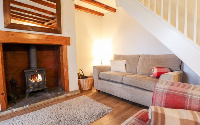 Thames Cottage