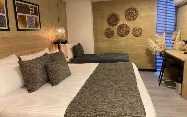 First Class Hotel