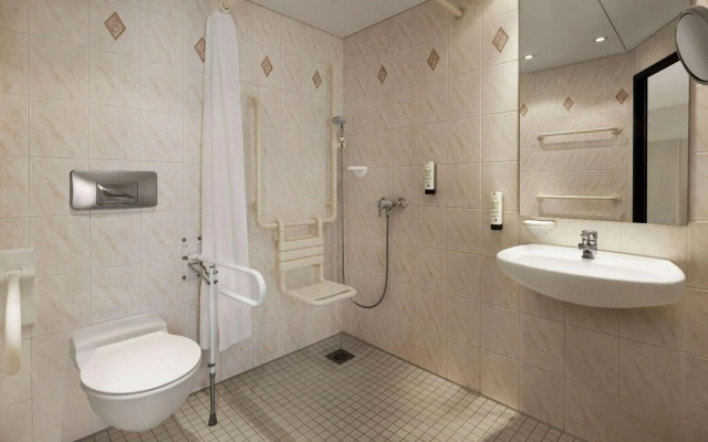 Amedia Dresden Elbpromenade, Trademark Collection by Wyndham