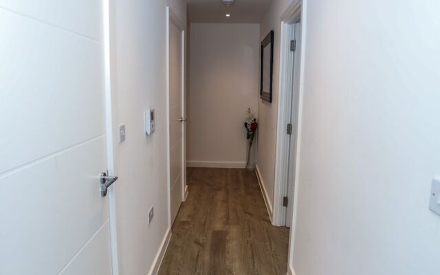 Exquisite One Bed Apartment