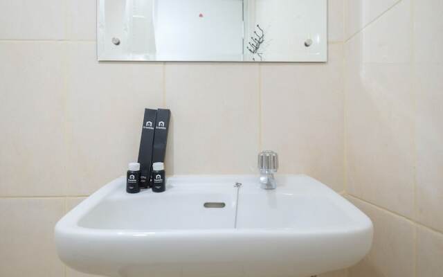 Elegant Studio at Springlake Summarecon Bekasi Apartment