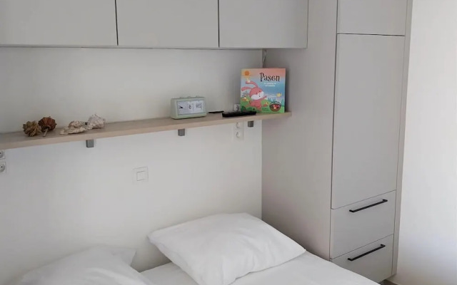 Apartment in Nieuwpoort With sea View