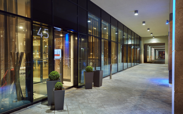 Holiday Inn Express Berlin - Alexanderplatz by IHG