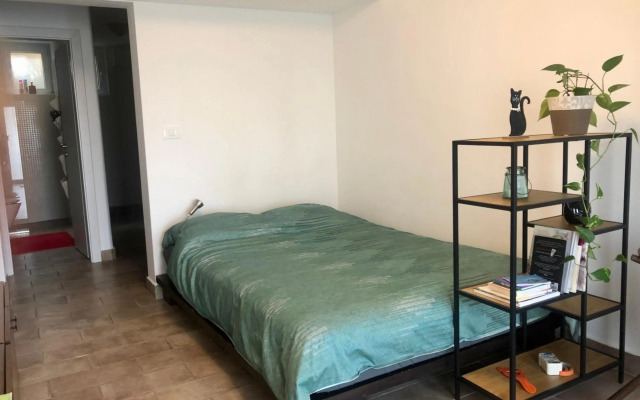 Pri piratski mački - At the pirate cat - Dal gatto pirata