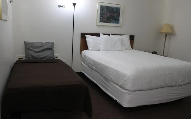 American Host Inn