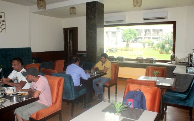 Hotel Ambica Katra