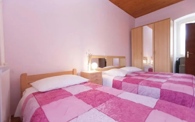 Amazing Home in Labin With Wifi and 3 Bedrooms