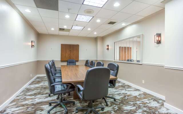 Burrstone Inn, an Ascend Collection Hotel