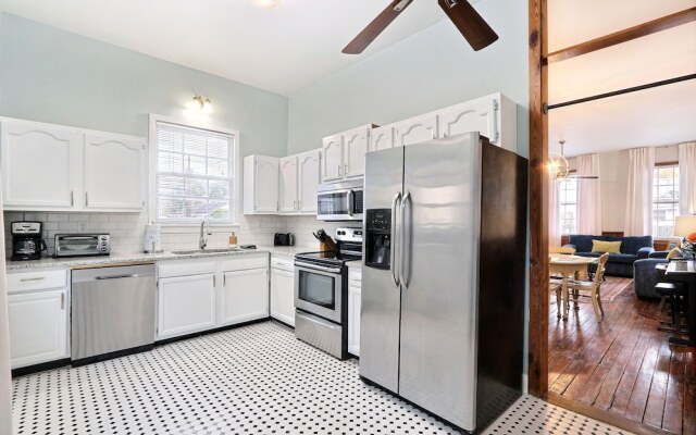 Gallery Stays - Low Country