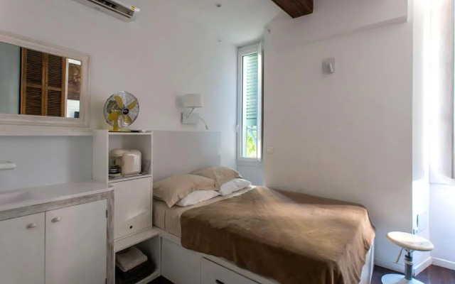 Studio Bonaparte