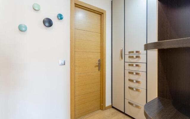 Cozy studio overlooking Pedro Zerolo Square