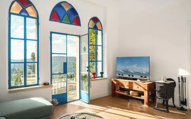 Jacuzzi Terrace Home by Sea N' Rent