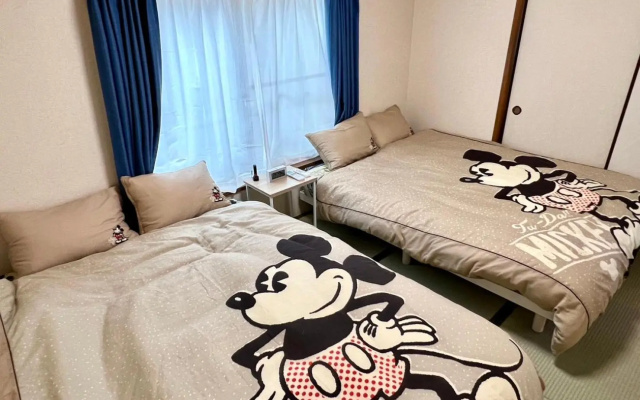 Sepia Court Inn – Guest Rooms – Urayasu