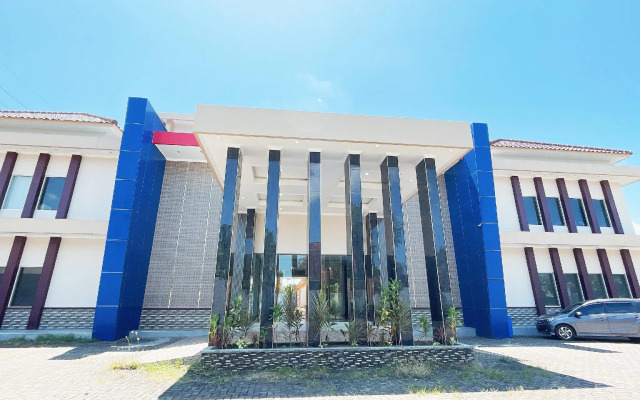 Capital O 91166 El Malik Hotel