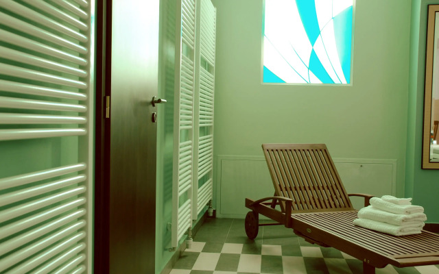 EA Hotel Downtown