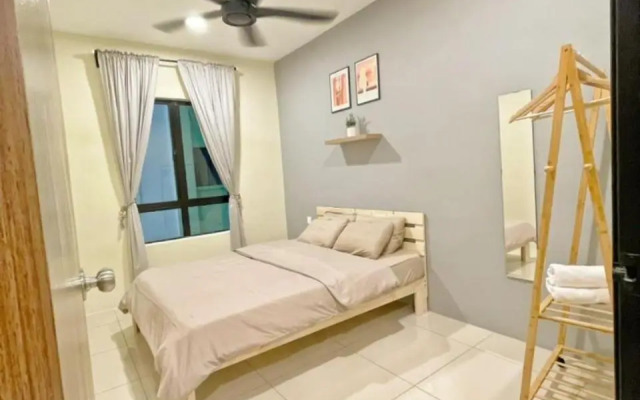 One Life Four Season Waterpark Guest House Manhattan Condominium