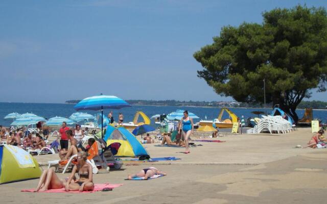 Apartments Punta by Sea