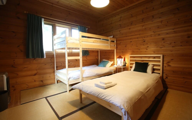 Swiss Chalet Hakuba – Guest Rooms – Hakuba
