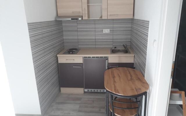 BenJak Apartments