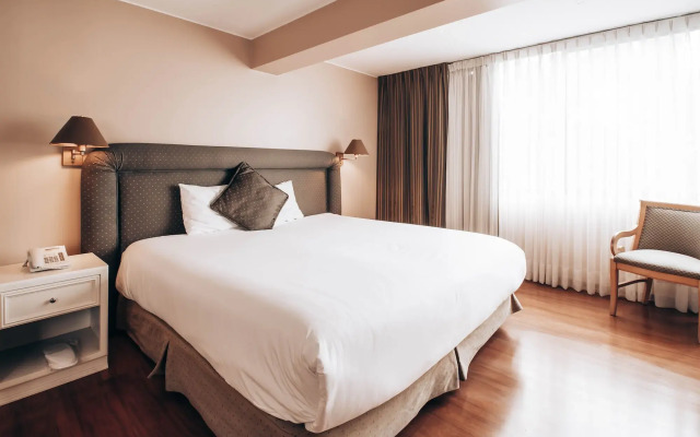 Suites del Bosque Hotel
