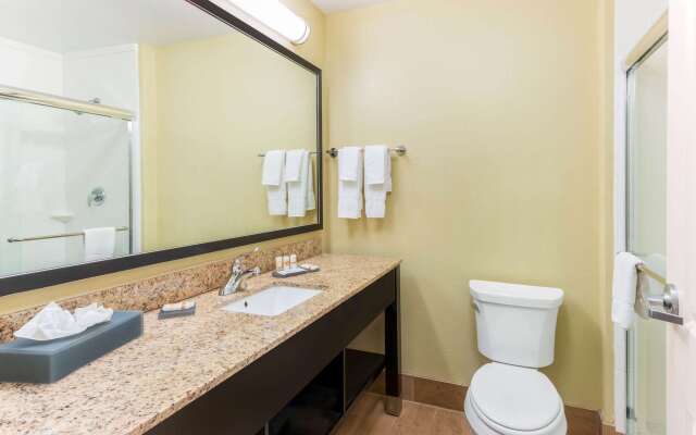 La Quinta Inn & Suites by Wyndham Carlsbad