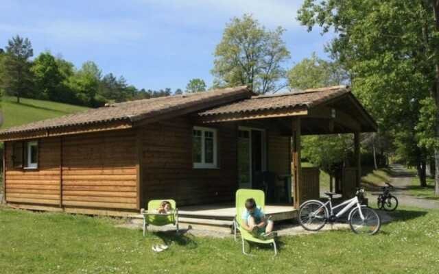 Camping Le Verdoyant - Chalets