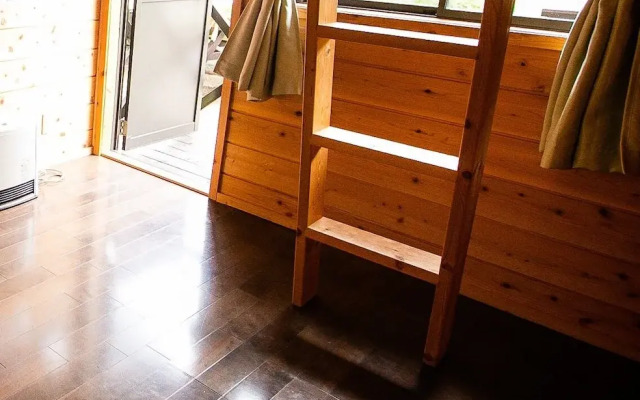 Asian Resort Camp Tapa