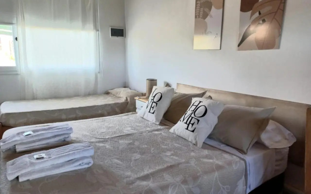 Acceso Viejo Casas de Campo