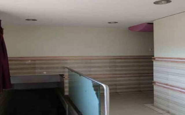 Room Maangta 100 - Andheri East