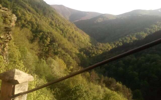 Hotel Conde De Badaran