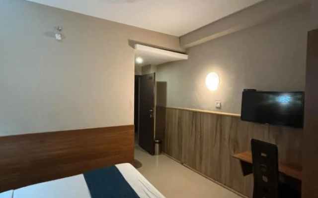 EMPIRE THE GRANDE SUITEs