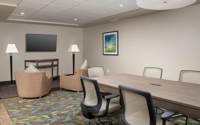 Candlewood Suites Alexandria West by IHG