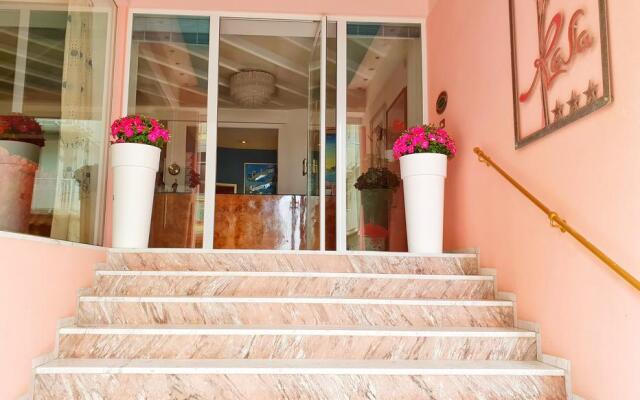 Residence Hotel B&B Rosa