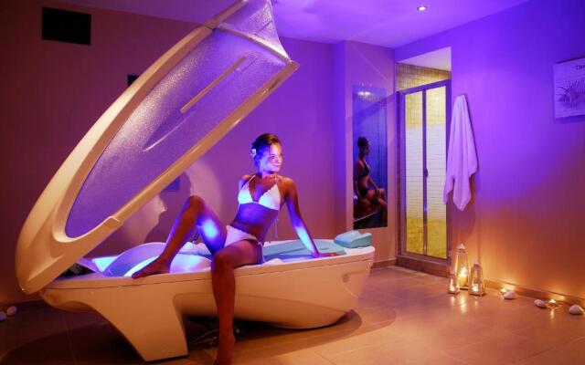Cactus Beach Hotel