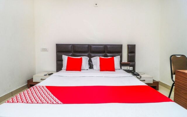 Oyo 31023 Hotel Sartaj