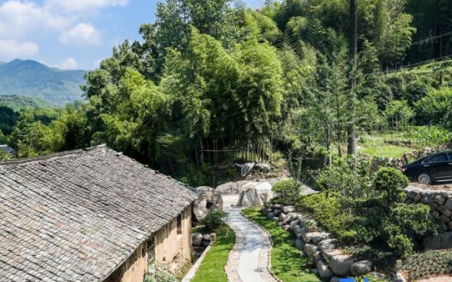 Tonglu Lijia No. 22 Swimming Pool Boutique Homestay (OMG Heartbeat Paradise) – Outside – Hangzhou