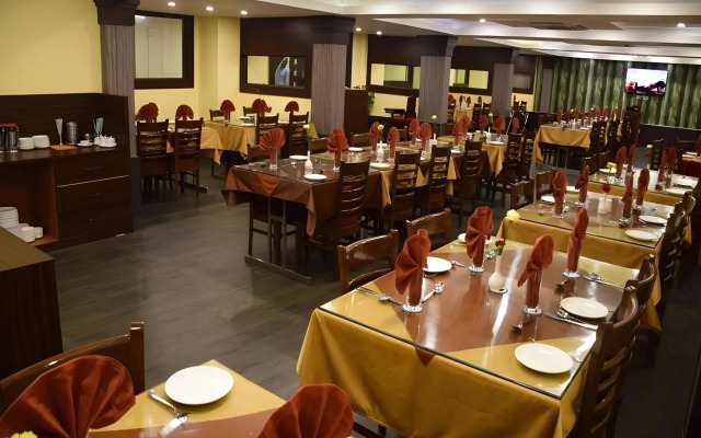 Empires Hotel Puri