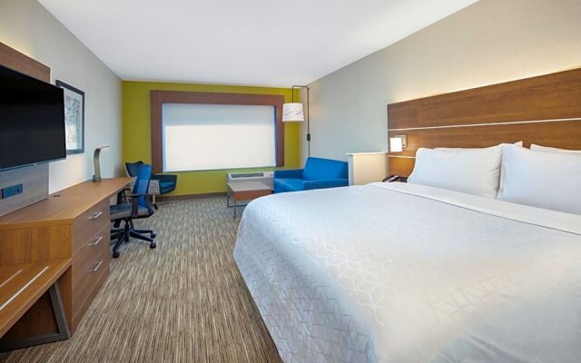 Holiday Inn Express and Suites CHICO