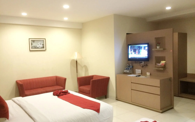 Collection O Pasteur Near Paris Van Java Mall Formerly Sweet Karina