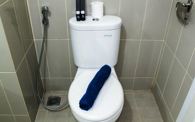 Comfy Studio Apartment at Bintaro Plaza Residence