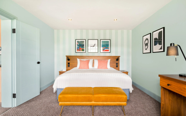 voco Lythe Hill Hotel & Spa by IHG